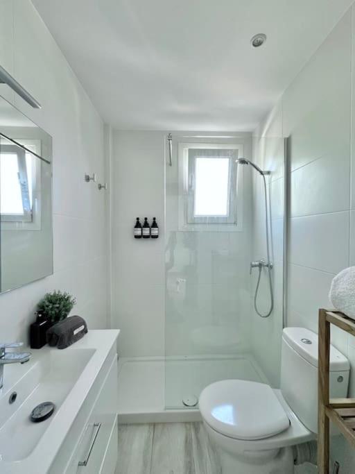 The Golden Oak In Calella Centre - 100M From Beach Palafrugell Exteriör bild